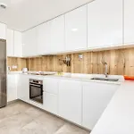Sb311g - Modern & Well Connected 2 Bed