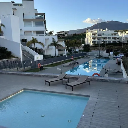 Sb311g - Modern & Well Connected 2 Bed Appartamento *