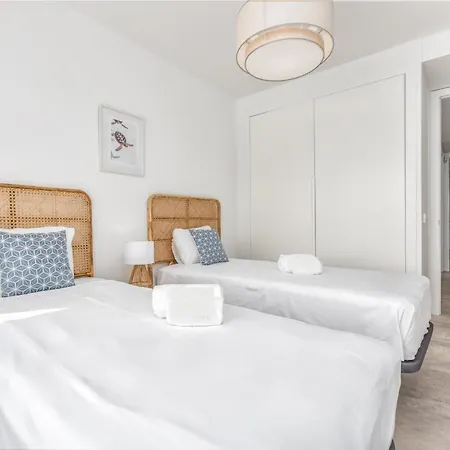 Apartment Sb311g - Modern & Well Connected 2 Bed *