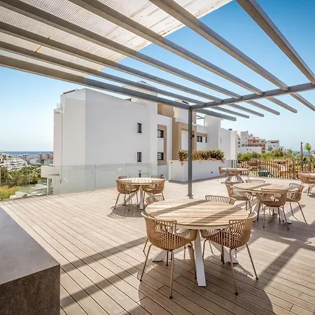 Sb3.11g - Modern Well Connected 2 Bed Apartament *