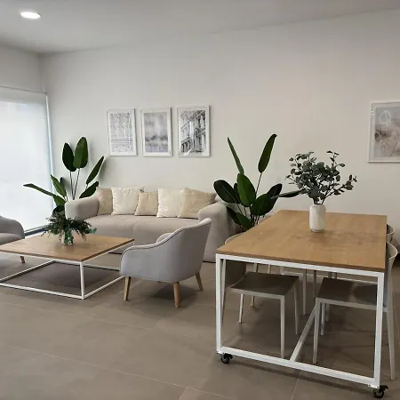 Sb3.11g - Modern Well Connected 2 Bed Apartament *